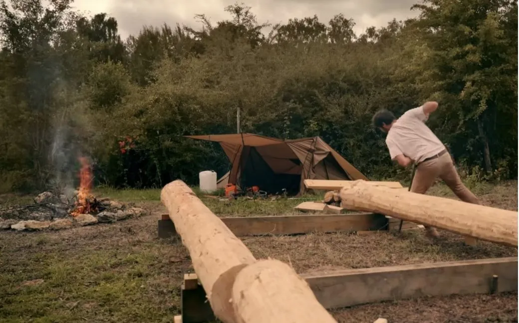 Vianney construit une Cabane : une aventure pleine d'authenticité